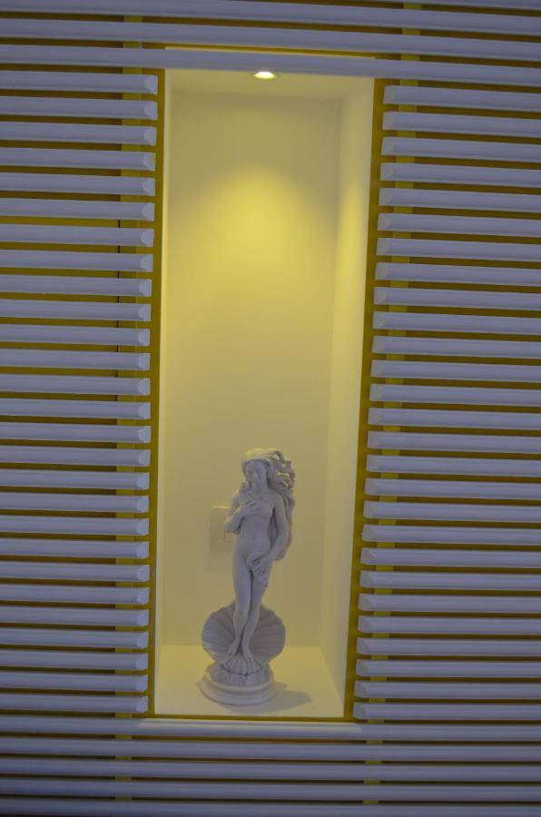 Luiselle Charming Center Affittacamere Sorrento