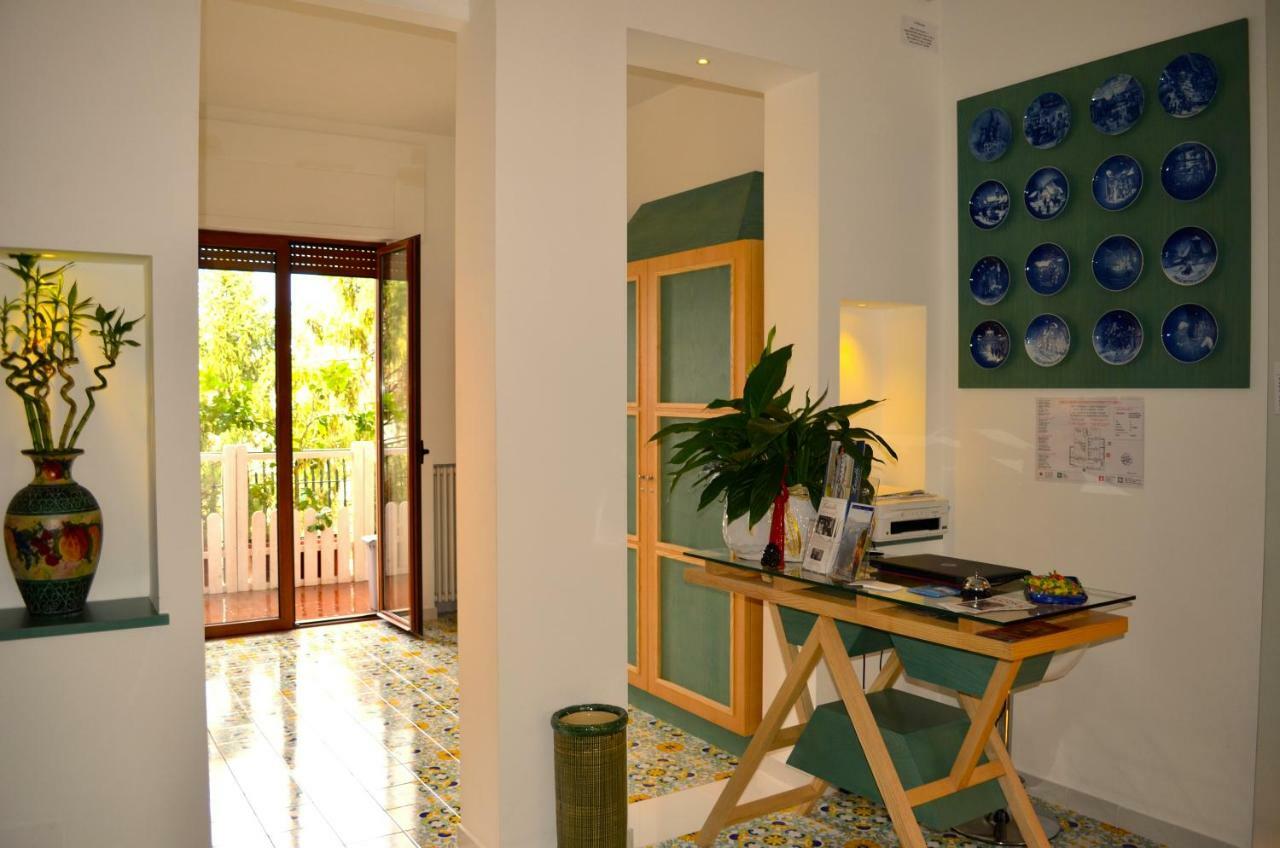 Luiselle Charming Center Affittacamere 2*